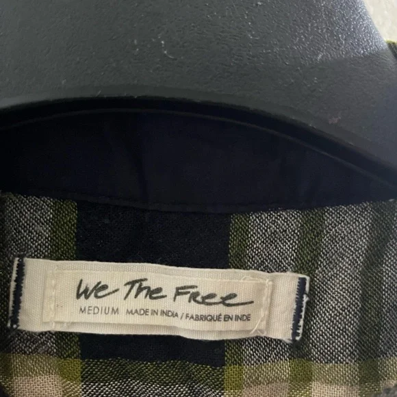 We the free flannel cabin core Women's shirt - Picture 3 of 6